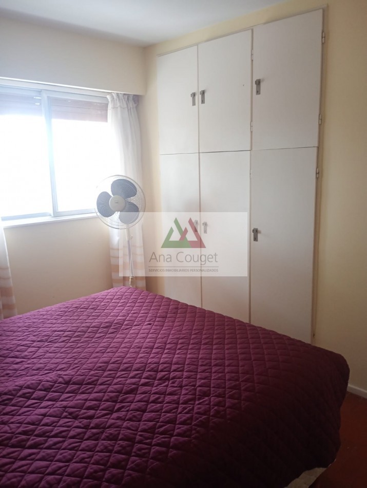 Departamento de 3 ambientes con cochera a 4 cuadras del mar en Pinamar Centro